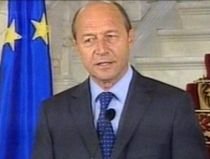 Băsescu: Salut retragerea lui Geoană din CSAT după jocul incorect pe seama Armatei
