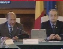 Traian Băsescu solicită informatizarea secţiilor de votare pentru alegerile prezidenţiale