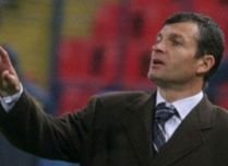 Oficial: Dinamo are un nou antrenor, Ioan Sabău. Ionel Ganea, director sportiv (VIDEO)