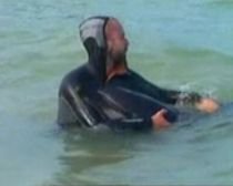 Delfinul eşuat pe plaja de la Eforie Sud a murit la delfinariul din Constanţa