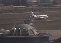 Un avion al Blue Air s-a întors pe aeroportul Băneasa, din cauza unor probleme tehnice