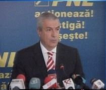 Tăriceanu îl dă în judecată pe deputatul Mircea Toader, pentru calomnie, după afirmaţiile din raportul Sterling