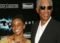 Actorul Morgan Freeman, de 72 de ani, ar putea să o ia de soţie pe nepoata lui (VIDEO)