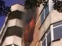 Incendiu puternic, într-un apartament din cartierul bucureştean Tei (VIDEO)