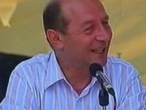 Traian Băsescu, huiduit la Tuşnad pentru declaraţiile despre autonomie (VIDEO)