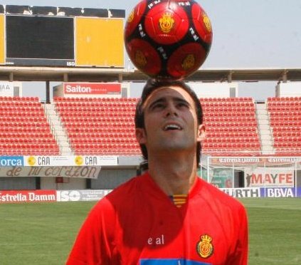 Dinamo l-a achiziţionat pe spaniolul Francisco Molinero, la recomandarea lui Contra