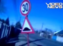 Indicatoarele rutiere, în voia vântului (VIDEO)