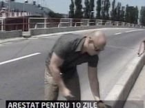 Bărbatul care a blocat de 22 de ori centura Braşovului a fost arestat (VIDEO)