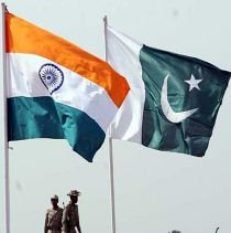 Pakistan ameninţă cu cursa înarmării nucleare 
