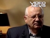 Gorbaciov cântă în memoria soţiei sale (VIDEO)