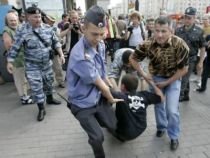Liderul unui partid de opoziţie, arestat în timpul unei manifestaţii împotriva puterii de la Moscova 