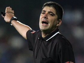 "Arbitrul brichetă" va oficia derby-ul etapei a II-a a Ligii I, Steaua - CFR Cluj