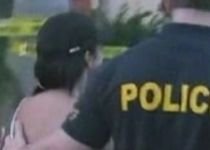Înscenare ca-n filme: O femeie a fost arestată după ce a angajat un poliţist sub acoperire să-i omoare soţul (VIDEO)