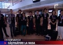 Elevii români au câştigat, pentru al doilea an consecutiv, premiul I la un concurs organizat de NASA (VIDEO)