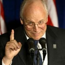 Dick Cheney:  Bush a devenit mai ?moale? în timpul celui de-al doilea mandat