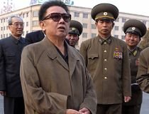 Kim Jong Il, cel mai prost îmbrăcat lider politic al tuturor timpurilor (FOTO)