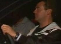 Doi ruşi au depus plângere împotriva lui Medvedev pentru că a condus fără centură