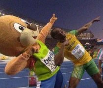 Usain Bolt, oficial cel mai rapid om al planetei: A doborât şi recordul mondial la 200 de metri! (VIDEO)
