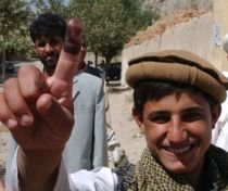 Alegerile din Afganistan: Victoria lui Hamid Karzai, incertă