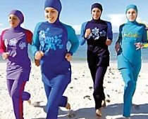 Burquini sau bikini? Noi controverse în jurul codului vestimentar islamic (FOTO)