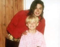 Actorul Macaulay Culkin, tatăl unuia dintre copiii lui Michael Jackson (VIDEO)