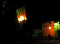 Drapel românesc, incendiat la Chişinău. Imaginile au apărut pe internet (VIDEO)