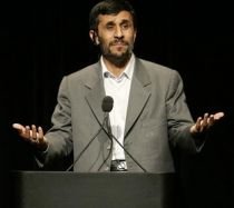 Stockholm. Protest faţă de realegerea lui Ahmadinejad. 50.000 de iranieni au semnat o banderolă de doi kilometri