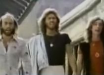 Trupa Bee Gees revine pe scenă, la şase ani de la decesul unuia dintre membri