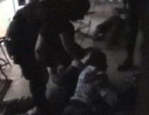 Şantaj în Cluj-Napoca. Doi bărbaţi au sechestrat un copil de şapte luni pentru 800 de lei (VIDEO)
