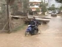 Inundaţii în mai multe regiuni de pe glob. Sute de mii de oameni au rămas fără case în vestul Africii