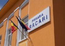 Un bărbat a vrut să-i dea foc primarului din localitatea Răcari (VIDEO)
