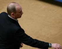 Vladimir Putin i-a dăruit unui muncitor ceasul său în valoare de 6.000 euro
