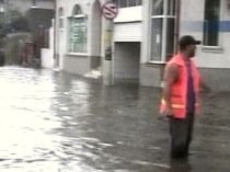 Inundaţii în Constanţa, după o scurtă ploaie torenţială. Vezi prognoza meteo