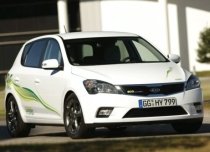 Hyundai i10 Electric şi Kia Cee'd Hybrid, prezentate la Frankfurt (FOTO)