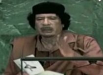 Muammar Gaddafi se dă în spectacol la summit-ul ONU (VIDEO) 