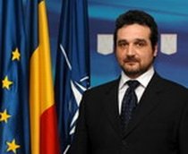 Sebastian Lăzăroiu, omul de încredere al Cotroceniului, în echipa de campanie a "buldogului" Blaga