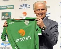 Trapattoni rămâne antrenor al Irlandei până în 2012: "Echipa are superpotenţial"