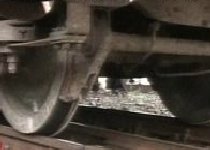Tren de călători, deraiat în judeţul Galaţi. Un vagon a sărit de pe şine (VIDEO)