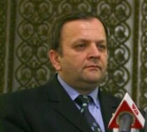 Flutur: Dacă PSD îl va menţine pe Nica, Blaga va deveni ministru interimar la MAI şi vicepremier