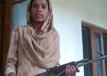 Terorist, dezarmat şi împuşcat mortal cu propria lui armă de către fiica unui fermier 