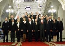 Visul lui Băsescu, destrămat în nouă luni: De la 70% susţinere, la Guvern minoritar (VIDEO)