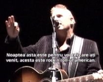 Kevin Costner a adus frumuseţea muzicii country pe scena din Arad