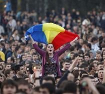 Moldova alege preşedintele pe 23 octombrie. UE promite ajutor financiar
