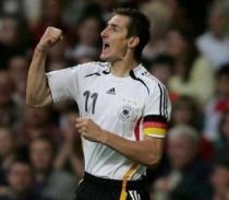 Klose duce Germania la Cupa Mondială prin golul încris în Rusia (VIDEO)