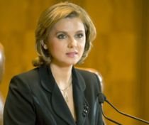 Roberta Anastase: PSD intenţionează să îl instaleze pe Adrian Năstase preşedinte al Camerei Deputaţilor
