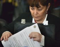 Iz de anticipate: Monica Macovei, posibil ?premier-sperietoare? în războiul Băsescu-Parlament
