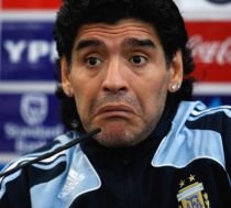 Maradona, luat în vizor de FIFA pentru înjurăturile adresate jurnaliştilor