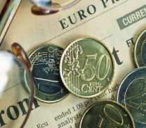 Euro a depăşit pragul de 1,5 dolari pe unitate