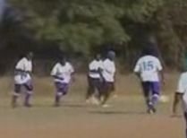 Fotbal la vârsta a treia: Câteva bunicuţe din Africa de Sud şi-au făcut echipă (VIDEO)