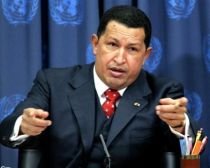 Hugo Chavez le cere compatrioţilor să nu mai cânte la duş
